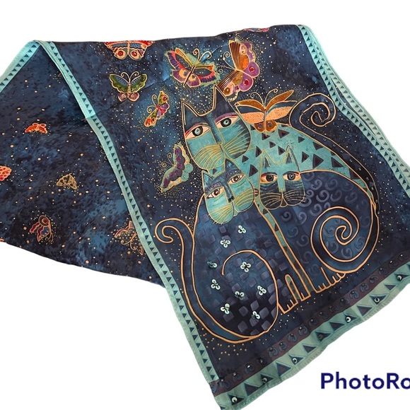 *Sold* Laurel Burch Indigo Cats and Butterflies 100% Silk Oblong Scarf 53 X 11! - Picture 3 of 12